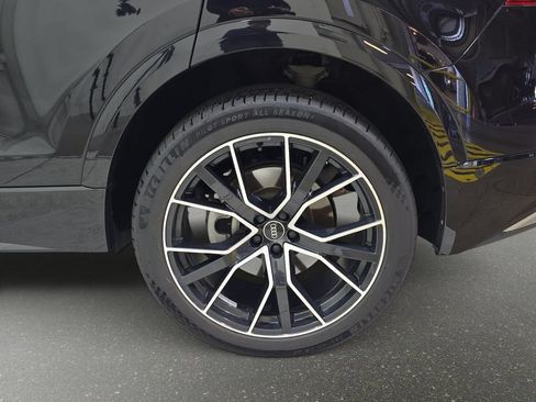 Used 2020 Audi Q8 Premium Plus AWD/4WD image 33