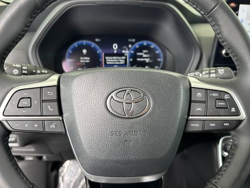 Certified 2026 Toyota Grand Highlander AWD image 31