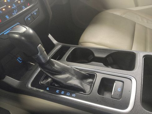 Used 2017 Ford Escape Titanium image 26