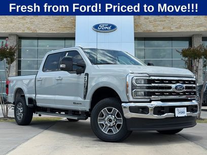 New 2026 Ford F250 Lariat w/ FX4 Off-Road Package