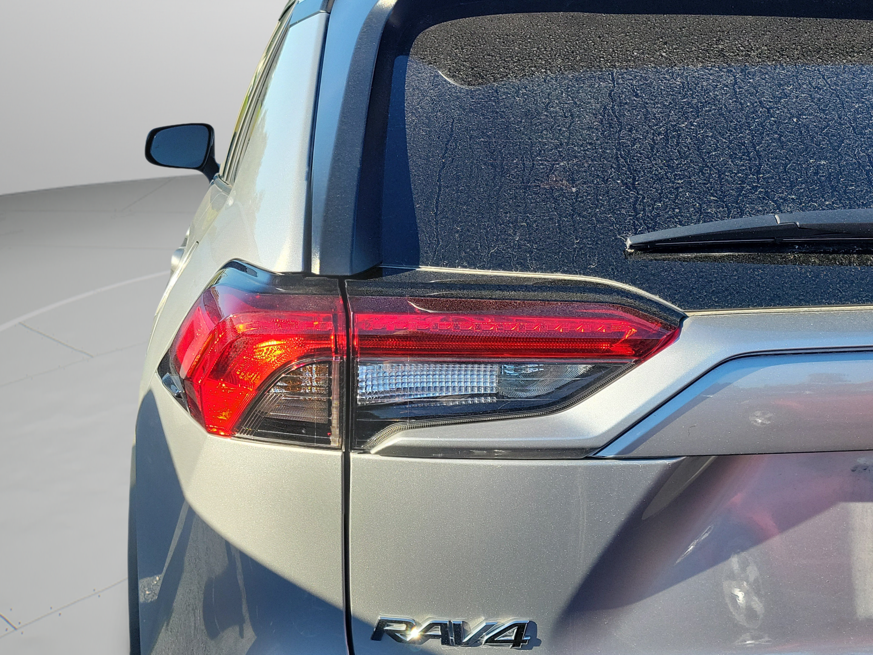Used 2025 Toyota RAV4 XLE w/ Convenience Package FWD image 22