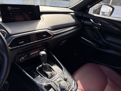 Used 2023 MAZDA CX-9 Carbon Edition image 27