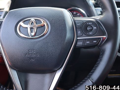 Used 2019 Toyota Camry XSE image 22