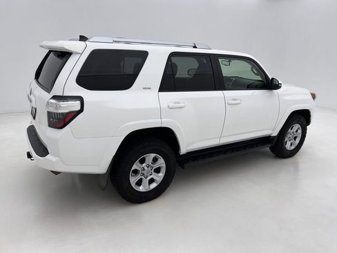 Used 2018 Toyota 4Runner SR5 Premium AWD/4WD image 6