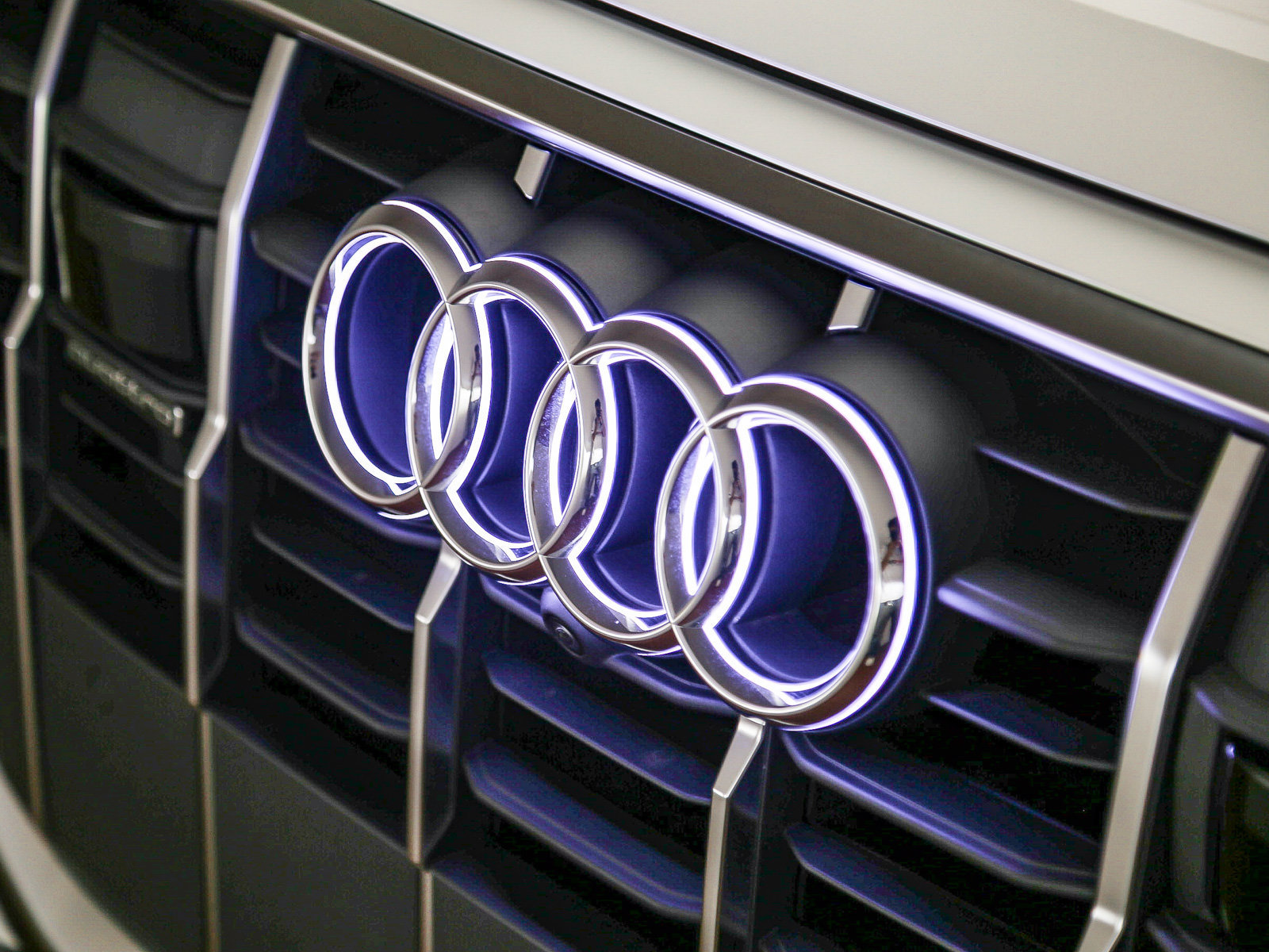 Certified 2023 Audi Q7 3.0T Premium w/ Convenience Package AWD/4WD image 9