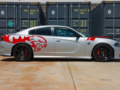 Used 2019 Dodge Charger GT w/ Blacktop Package RWD image 16