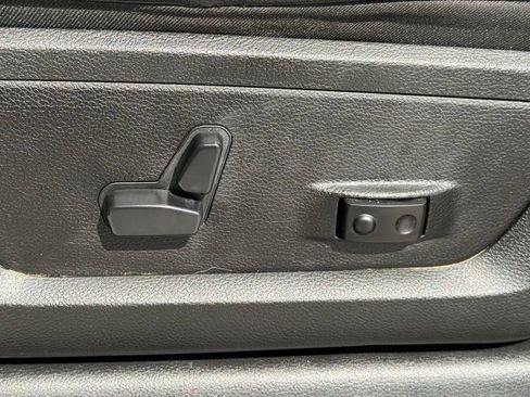 Used 2023 RAM 2500 Laramie image 27