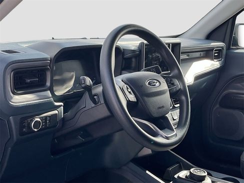 Used 2024 Ford Maverick XL image 9