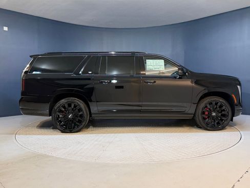 New 2026 Cadillac Escalade ESV Platinum Sport image 7