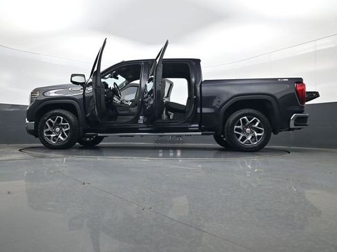 Used 2024 GMC Sierra 1500 SLT w/ SLT Premium Plus Package image 34