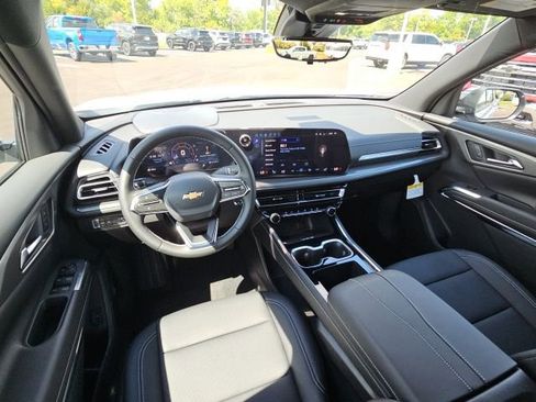 New 2026 Chevrolet Traverse LT w/ Driver Confidence Package image 41