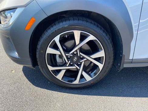 Certified 2023 Hyundai Kona Limited AWD/4WD image 9