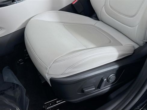 Certified 2025 Hyundai Tucson SEL image 21