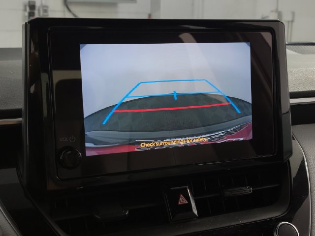 Used 2024 Toyota Corolla SE w/ SE Package FWD image 20