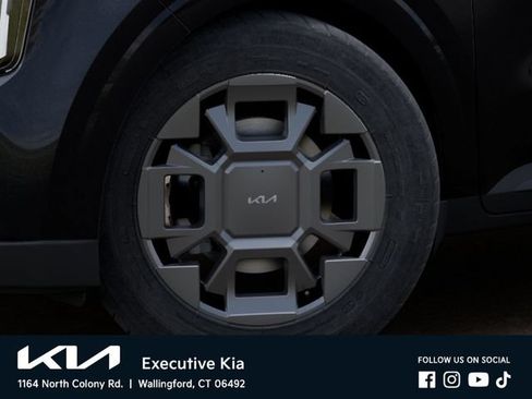 New 2026 Kia Carnival EX FWD image 9
