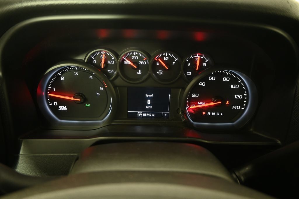 Used 2021 Chevrolet Silverado 2500 W/T w/ WT Convenience Package AWD/4WD image 24