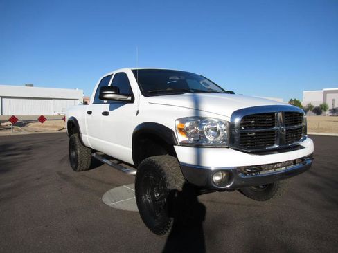 Used 2006 Dodge Ram 2500 Truck SLT w/ Quad Cab Big Horn Value Group image 4