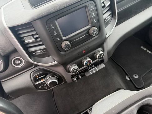 Used 2023 RAM 1500 Big Horn AWD/4WD image 33