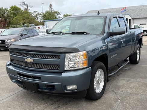 Used 2011 Chevrolet Silverado 1500 LT w/ All-Star Edition image 4