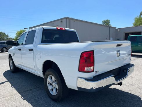 Used 2022 RAM 1500 Tradesman w/ Chrome Appearance Group AWD/4WD image 5