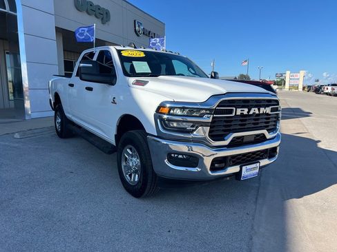 Used 2025 RAM 2500 Tradesman AWD/4WD image 6