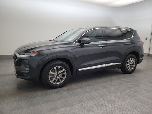 Used 2020 Hyundai Santa Fe SEL image 2