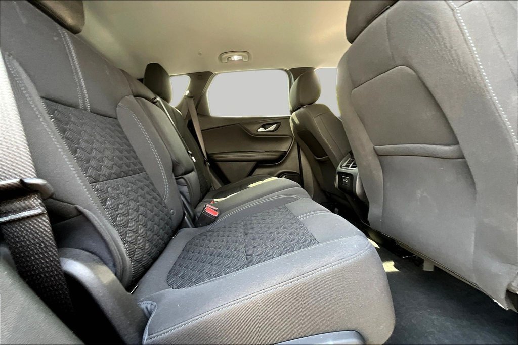 Used 2022 Chevrolet Blazer LT FWD image 22