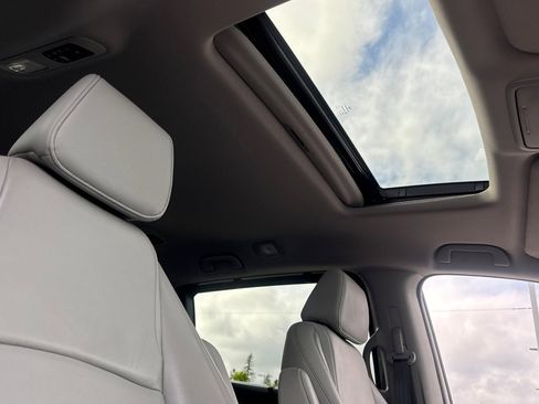 Certified 2023 Honda Odyssey EX-L image 14