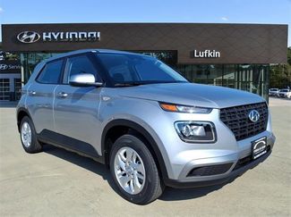 New 2025 Hyundai Venue SE image 1