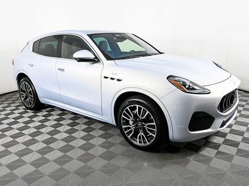Used 2024 Maserati Grecale GT image 22