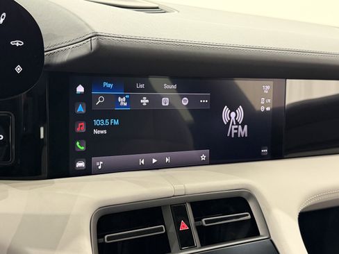 Certified 2023 Porsche Taycan 4 Cross Turismo image 39