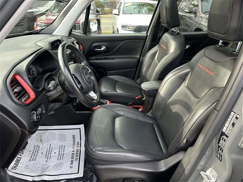 Certified 2021 Jeep Renegade Trailhawk w/ Sun & Sound Group image 18