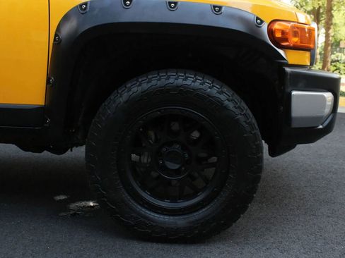 Used 2007 Toyota FJ Cruiser 4WD image 4