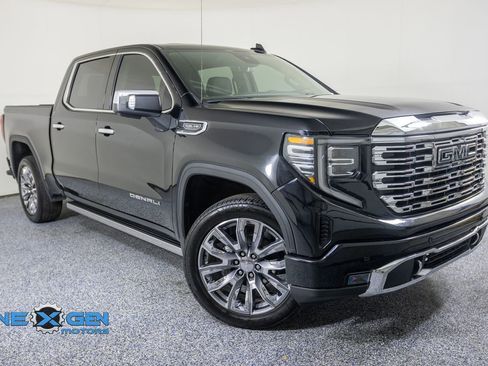 Used 2025 GMC Sierra 1500 Denali w/ Denali Reserve Package AWD/4WD image 1