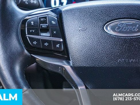 Used 2025 Ford Explorer Platinum w/ LUX Leather Package AWD/4WD image 30