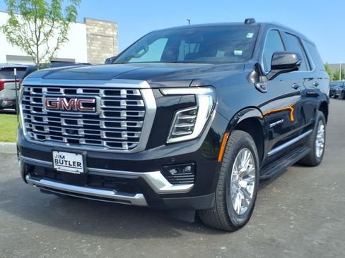 Used 2025 GMC Yukon Denali AWD/4WD image 2