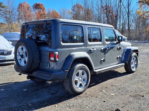 Used 2019 Jeep Wrangler Unlimited Sport S image 5