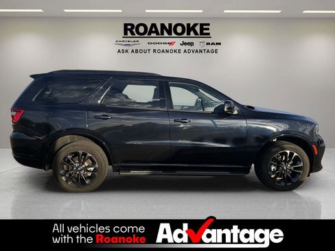 Used 2024 Dodge Durango SXT w/ SXT Blacktop Group image 10