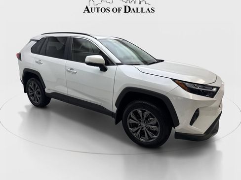 Used 2025 Toyota RAV4 Limited w/ Advanced Technology Package AWD/4WD image 12
