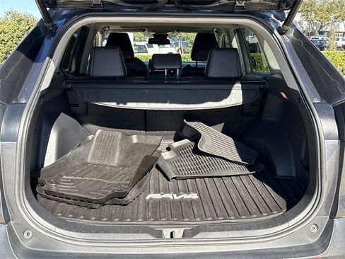 Used 2021 Toyota RAV4 XLE Premium image 13