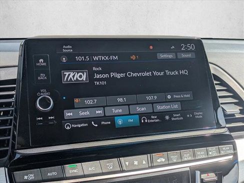New 2026 Honda Odyssey Touring image 11