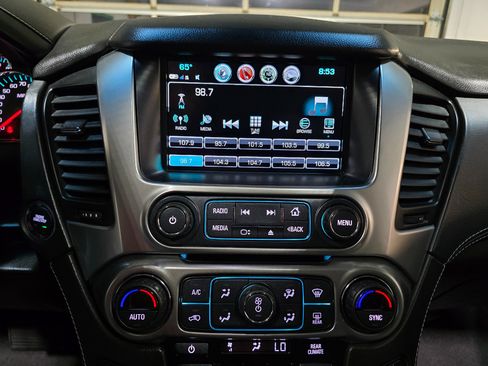 Used 2019 Chevrolet Tahoe LT w/ RST Edition image 35