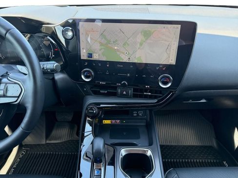 Used 2024 Lexus NX 350h AWD w/ Vision Package image 12