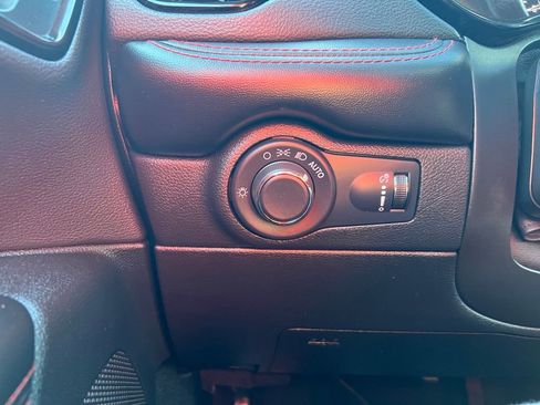 Used 2023 Dodge Durango GT image 17