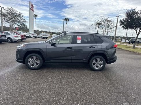 New 2025 Toyota RAV4 XLE image 7