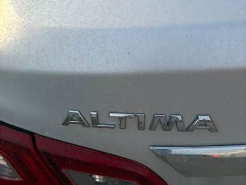 Used 2018 Nissan Altima 2.5 S w/ S Convenience Package FWD image 3