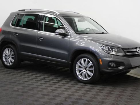 Used 2013 Volkswagen Tiguan S AWD/4WD image 3