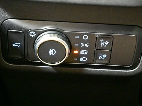 Used 2025 Ford Escape ST-Line Select AWD/4WD image 37