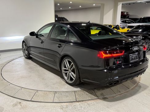 Used 2018 Audi S6 Prestige w/ Prestige Package image 12