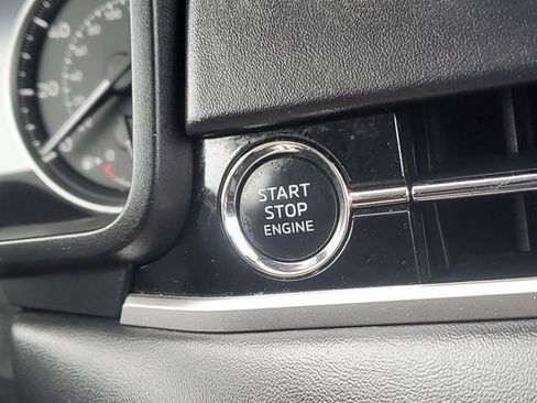 Used 2024 Mitsubishi Outlander SE image 14